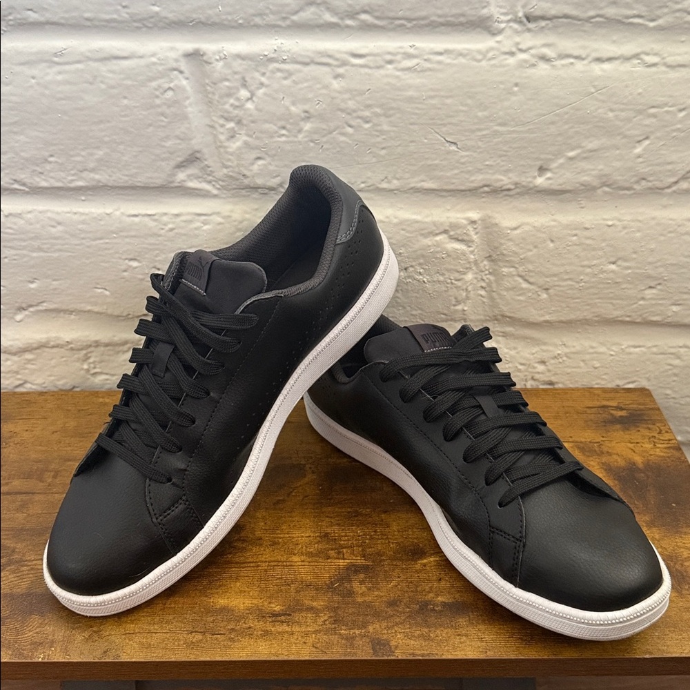 Puma Smash Perforated Sneakers 
 ( size 11) - Picture 4 of 15